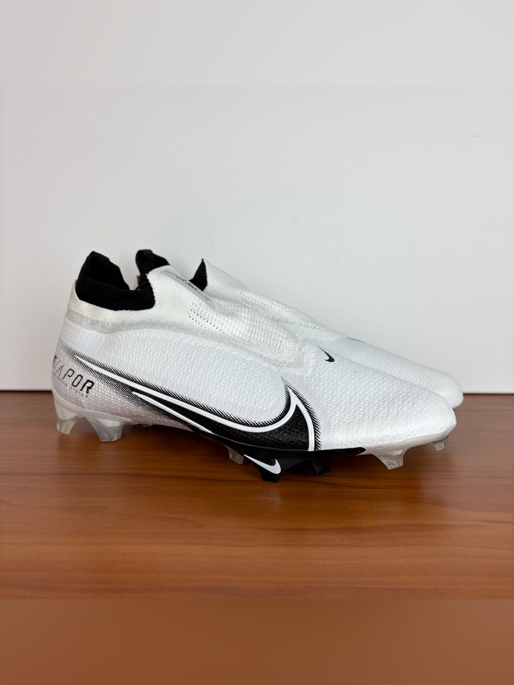 Nike Vapor Edge 360 Elite Football Cleats